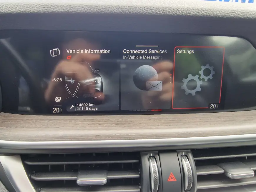 Alfa Romeo Stelvio 2.0 Turbo Ti - AWD - 280cp - Automatic - 2022