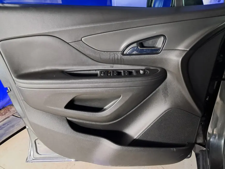 Opel MOKKA SUV 2017