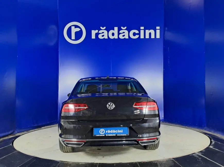 Volkswagen PASSAT Sedan 2016