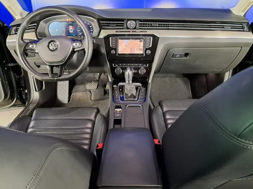 Volkswagen PASSAT Sedan 2016