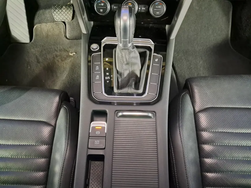 Volkswagen PASSAT Sedan 2016