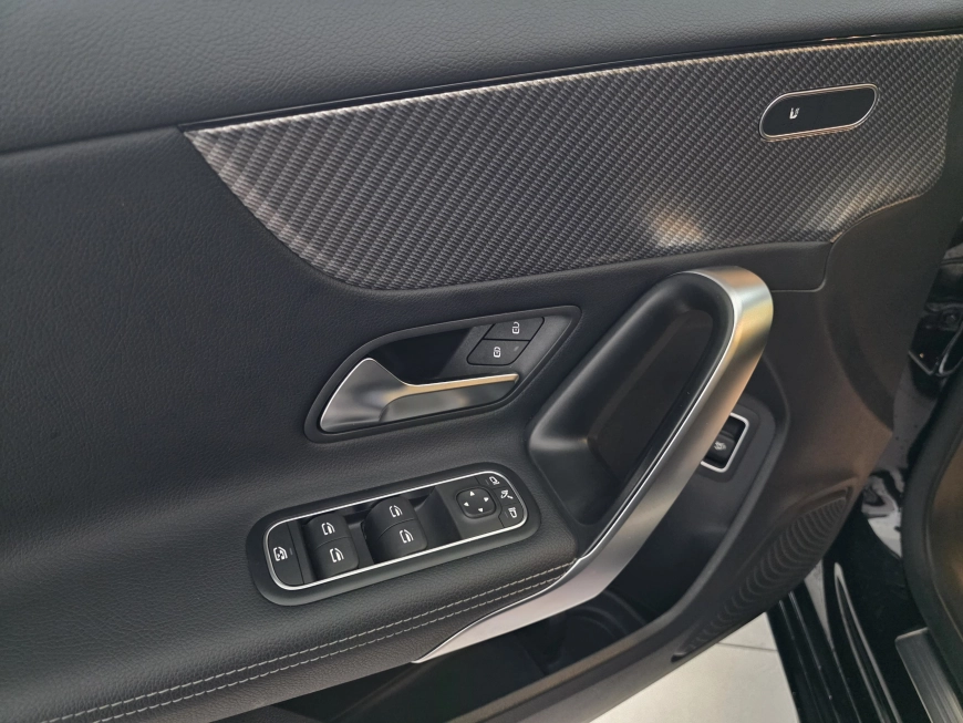 MERCEDES BENZ A 200d 8G-DCT Progressive Advanced 150cp