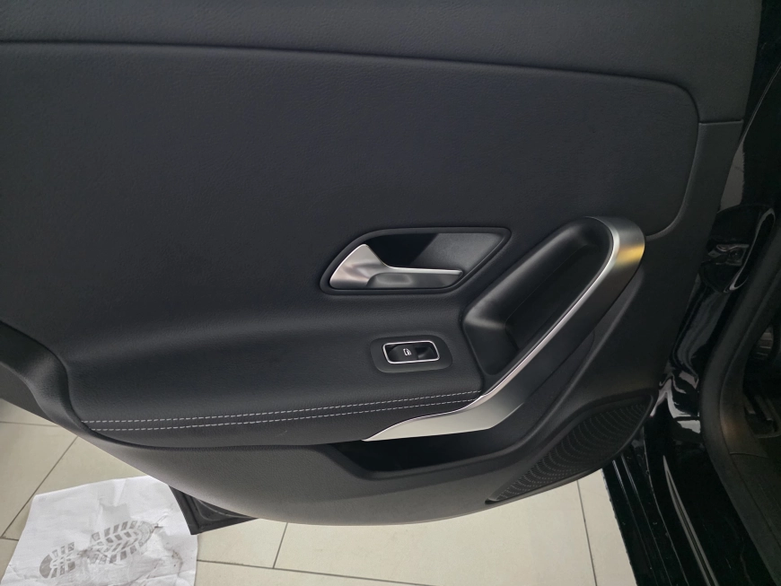 MERCEDES BENZ A 200d 8G-DCT Progressive Advanced 150cp