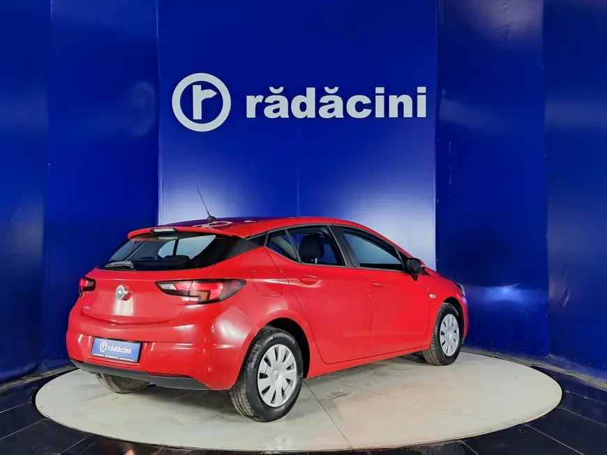 Opel ASTRA Hatchback 2016
