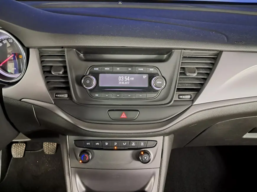 Opel ASTRA Hatchback 2016