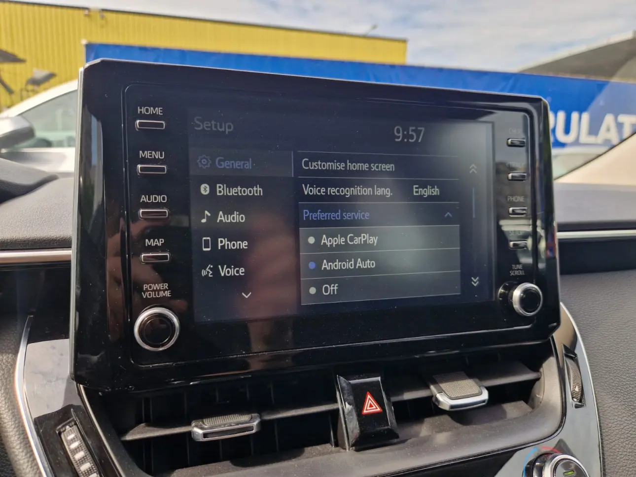 TOYOTA COROLLA SEDAN 1.8 HYBRID DYNAMIC E-CVT 2021