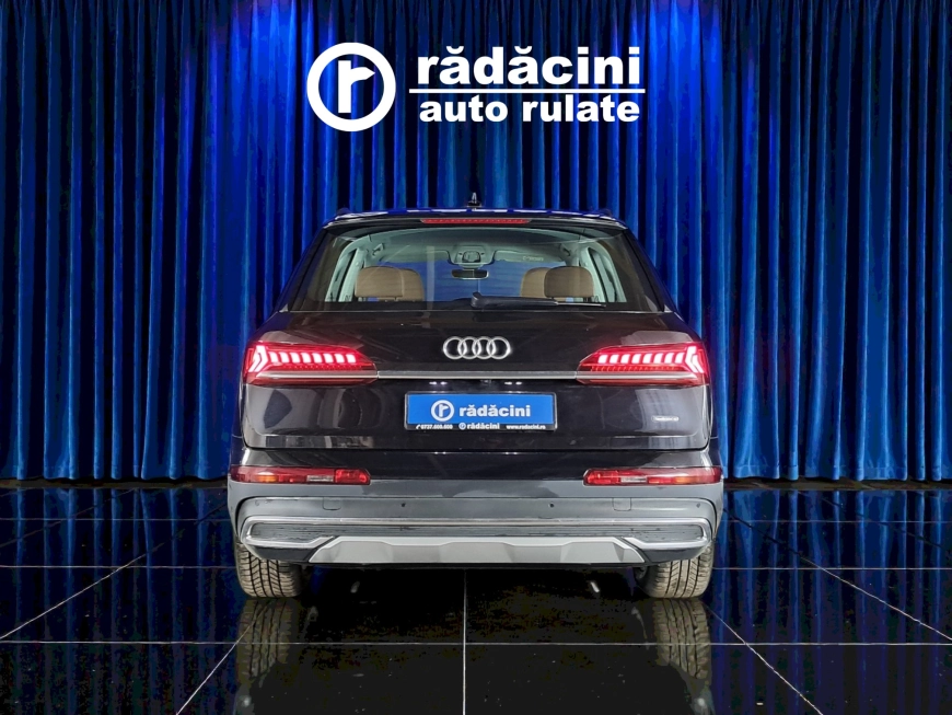 AUDI Q7 55 TFSIe quattro Tiptronic Basic PHEV