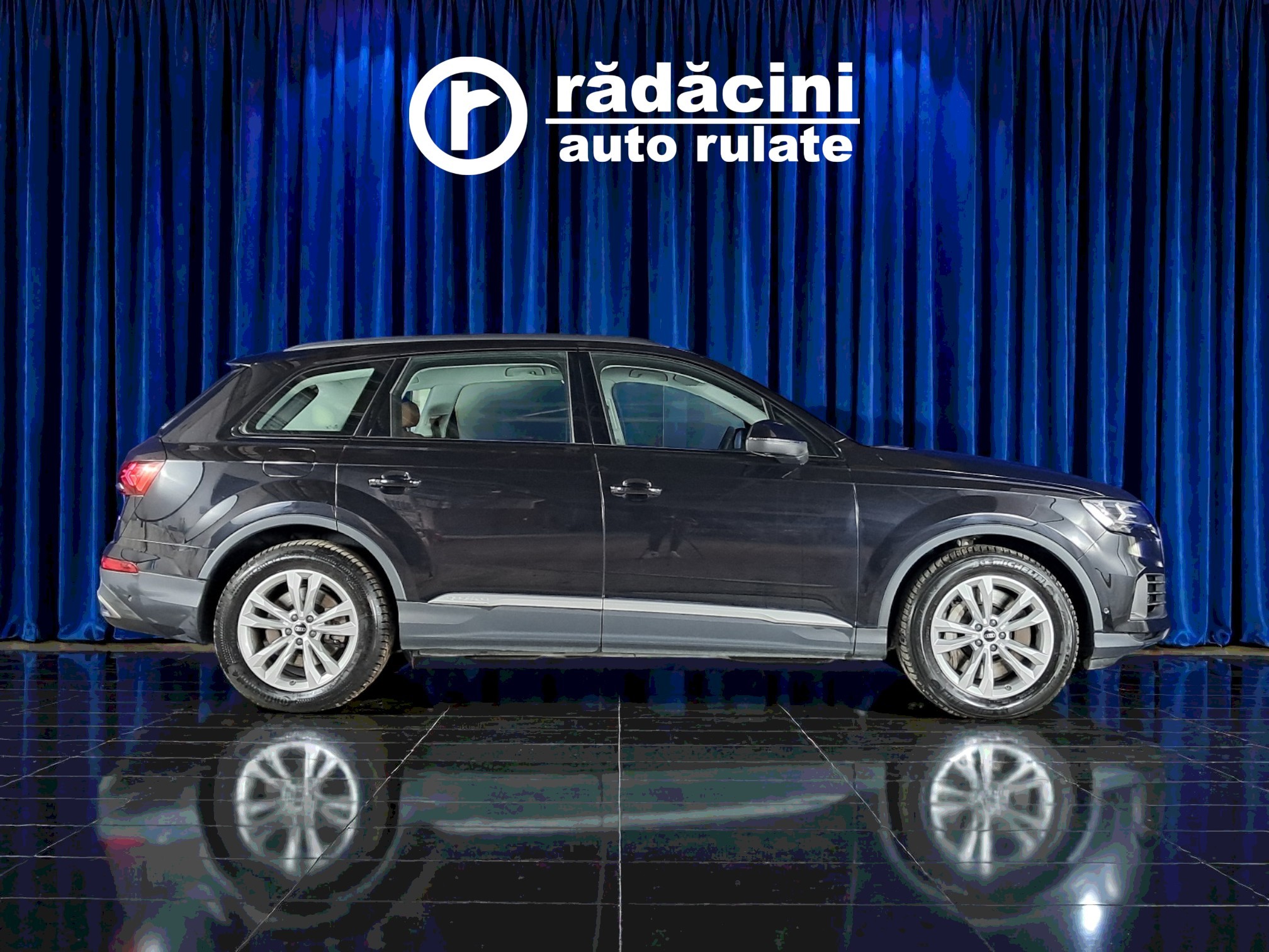 AUDI Q7 2020 — imagine 8