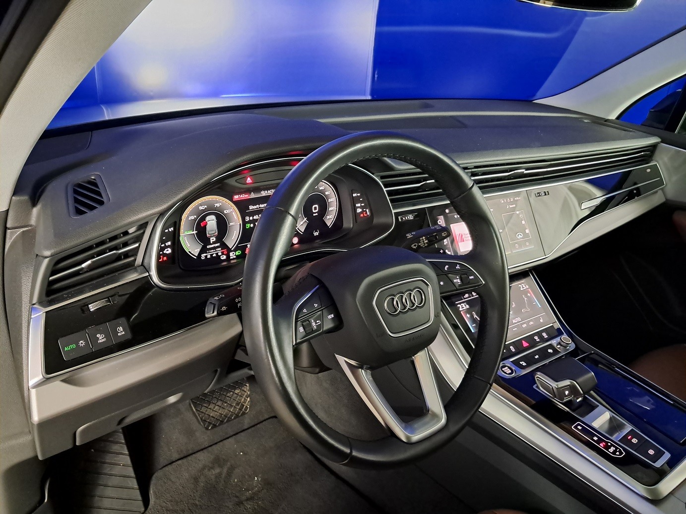AUDI Q7 2020 — imagine 10