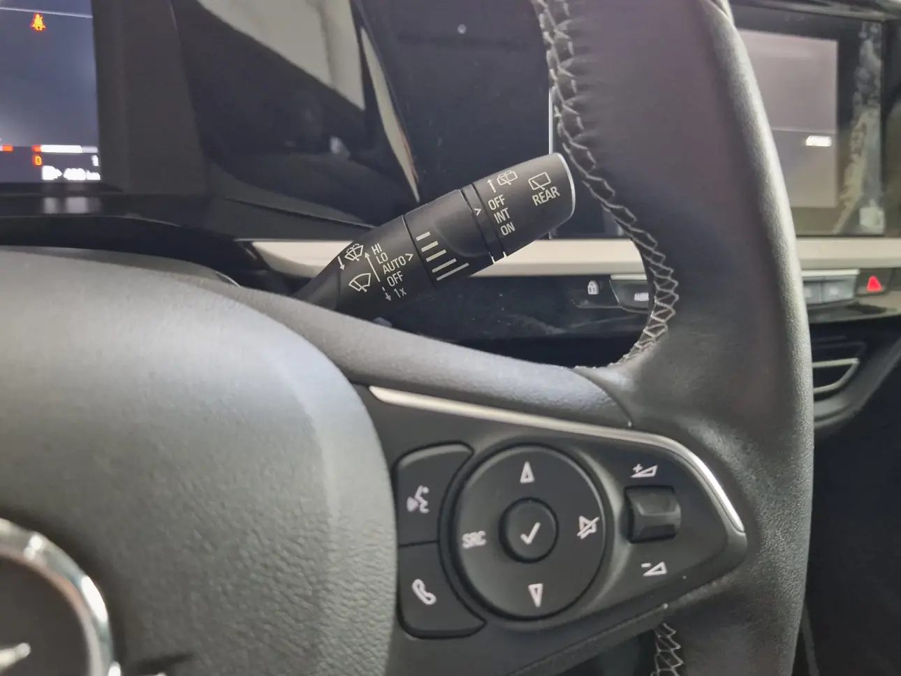 Opel Grandland X Business Edition 1.2 Benzina 130CP MT6 2022