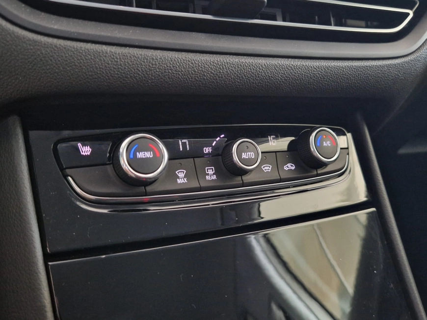 Opel Grandland X Business Edition 1.2 Benzina 130CP MT6 2022