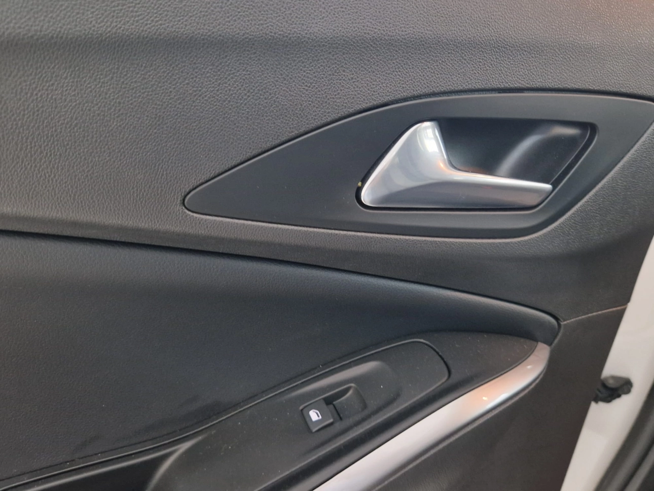 Opel Grandland X Business Edition 1.2 Benzina 130CP MT6 2022