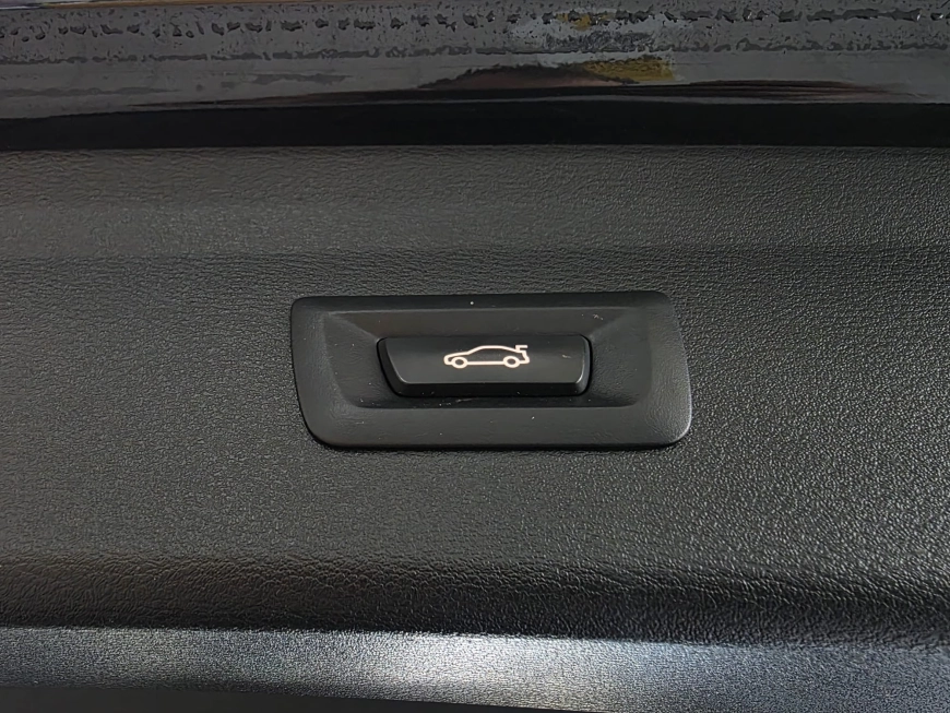 BMW X1 2.0 xDrive18d 150CP AT SPORT LINE 2020