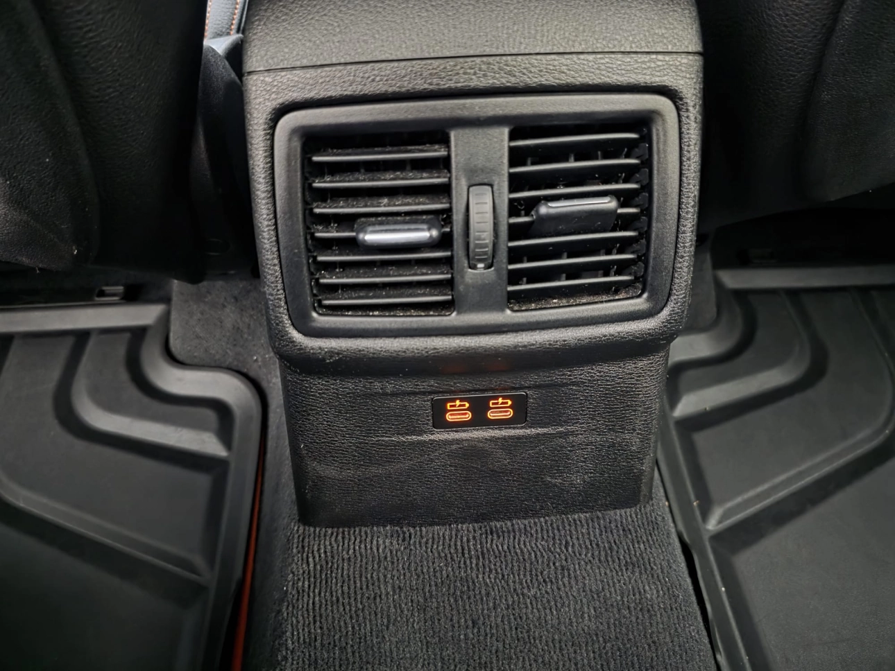 BMW X1 2.0 xDrive18d 150CP AT SPORT LINE 2020