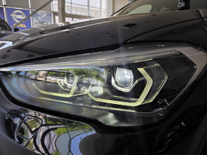 BMW X1 2.0 xDrive18d 150CP AT SPORT LINE 2020