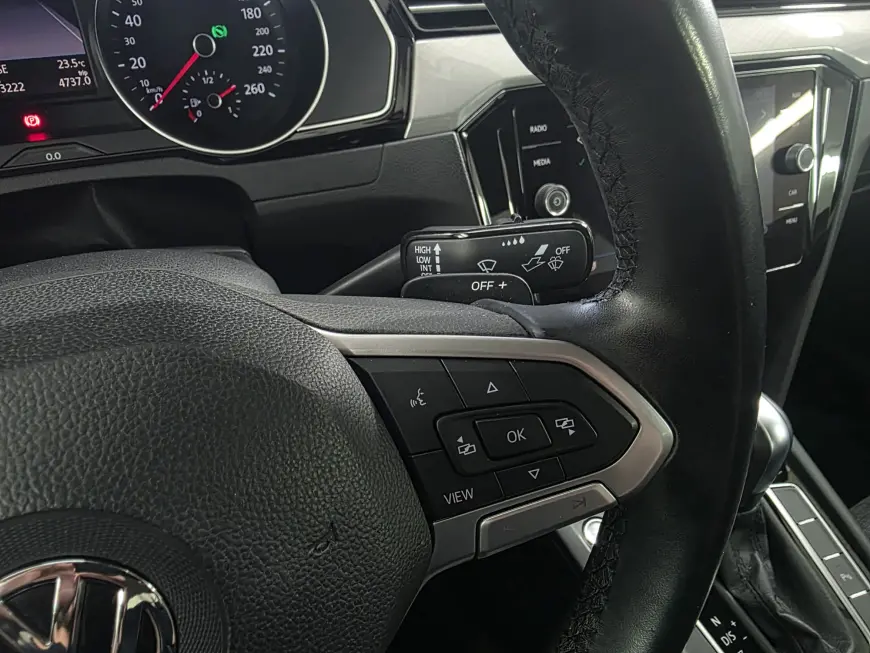 VOLKSWAGEN PASSAT 1.6 TDI 120CP DSG COMFORTLINE 2020