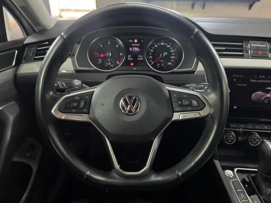 VOLKSWAGEN PASSAT 1.6 TDI 120CP DSG COMFORTLINE 2020