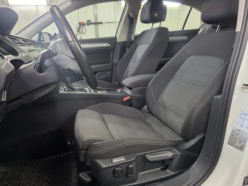 VOLKSWAGEN PASSAT 1.6 TDI COMFORTLINE DSG