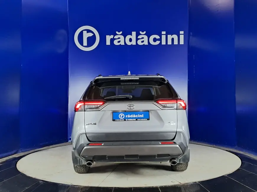 Toyota RAV4 SUV 2019