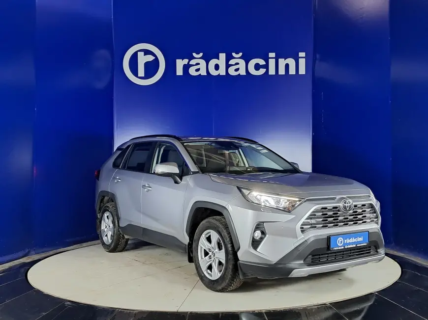 Toyota RAV4 SUV 2019