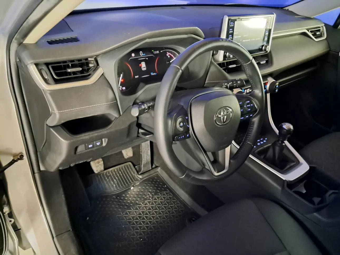 Toyota RAV4 SUV 2019