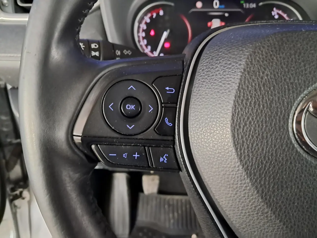 Toyota RAV4 SUV 2019