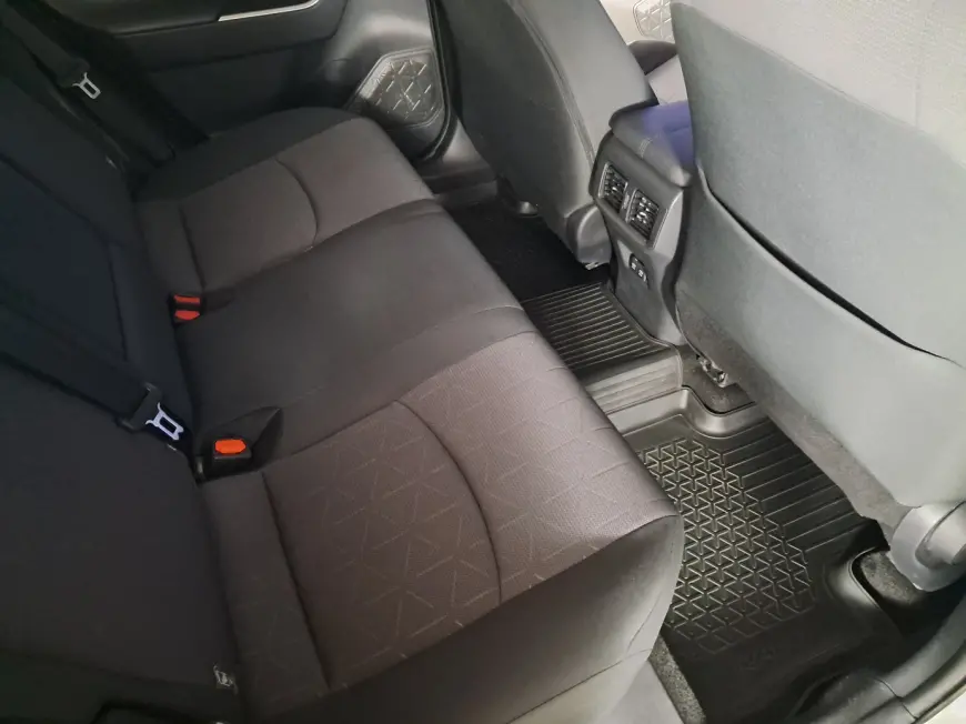 Toyota RAV4 SUV 2019