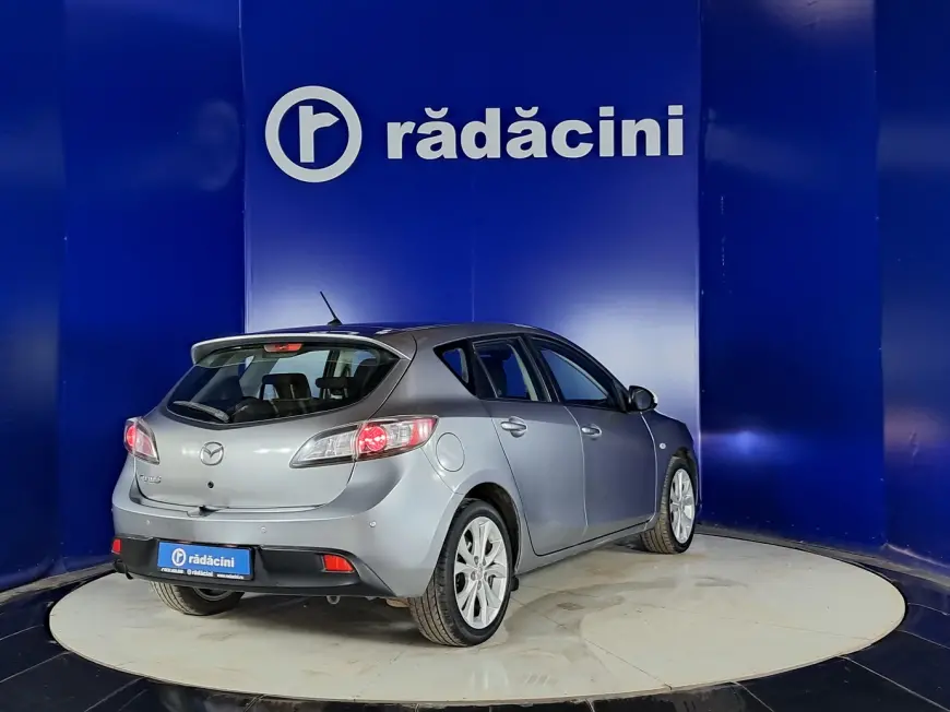 Mazda 3 Hatchback 2009