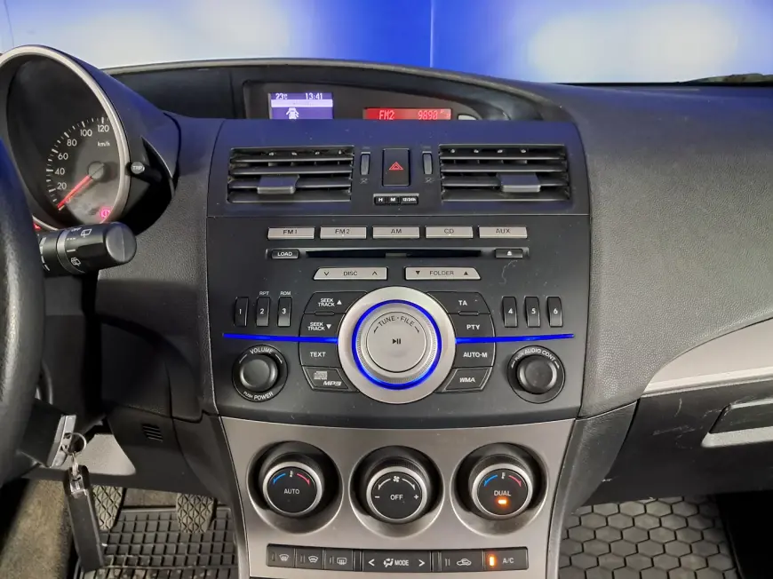 Mazda 3 Hatchback 2009