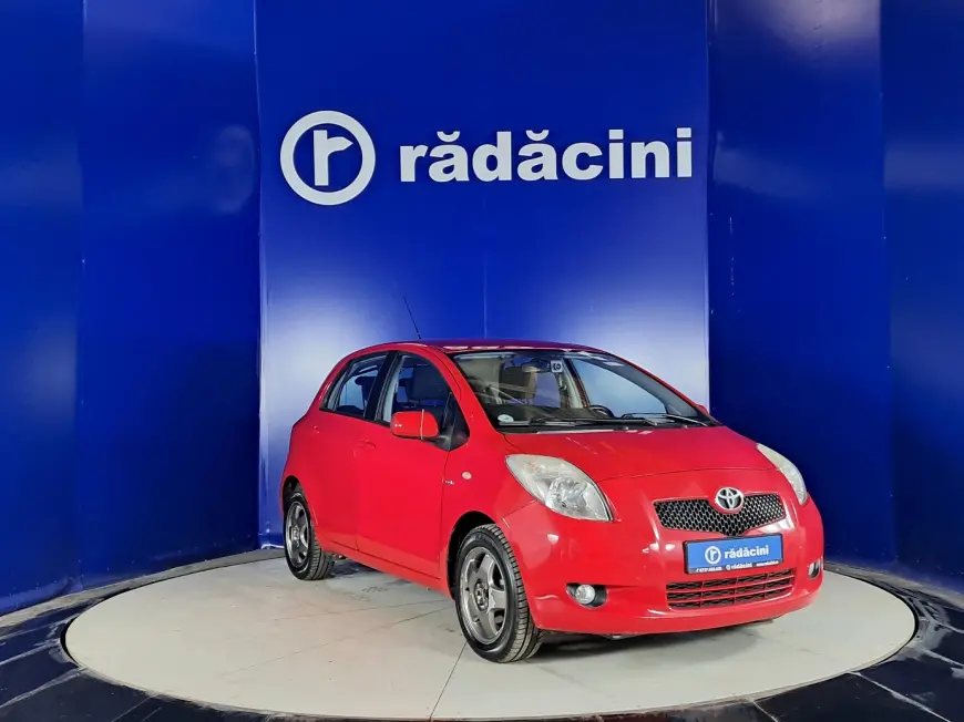 Toyota YARIS Hatchback 2008