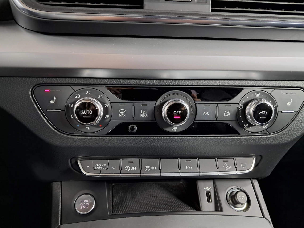 AUDI Q5 TDI S TRONIC MHEV 2020