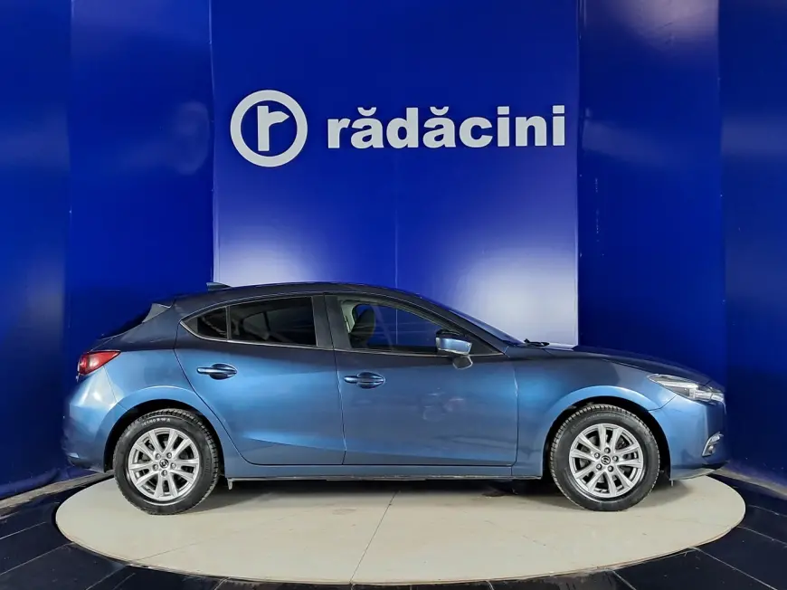 Mazda 3 Hatchback 2017
