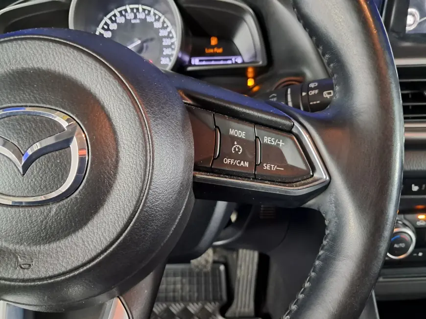 Mazda 3 Hatchback 2017