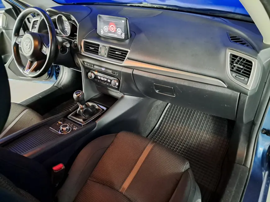 Mazda 3 Hatchback 2017