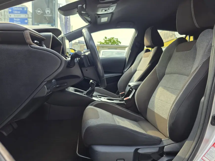 Toyota Corolla 2.0 Touring Sports Hybrid Trek 180 CP 2021