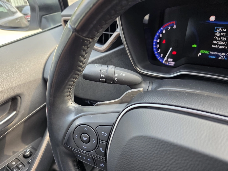 TOYOTA COROLLA 2.0 Touring Sports Hybrid Trek 180 CP 2021