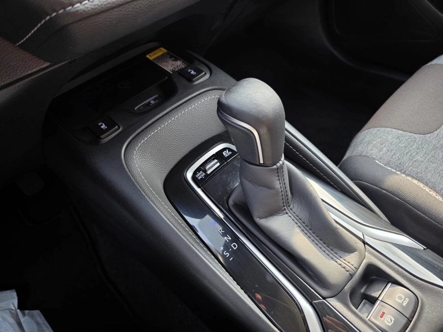 TOYOTA COROLLA 2.0 Touring Sports Hybrid Trek 180 CP 2021