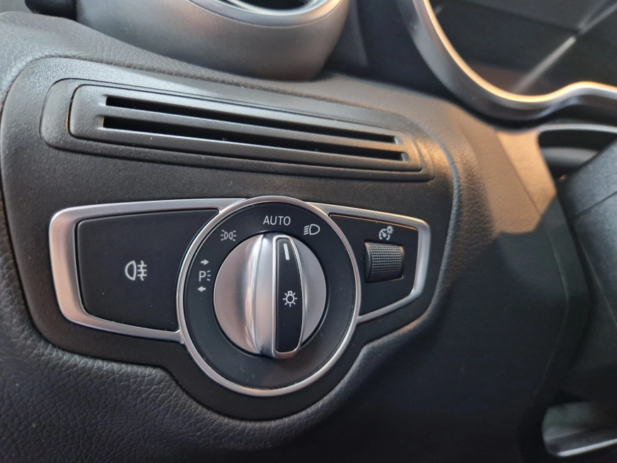 Mercedes-Benz GLC 220d 4MATIC Luxury 194CP 2020