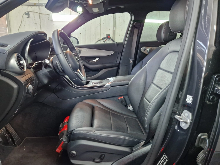 Mercedes-Benz GLC 220d 4MATIC Luxury 194CP 2020