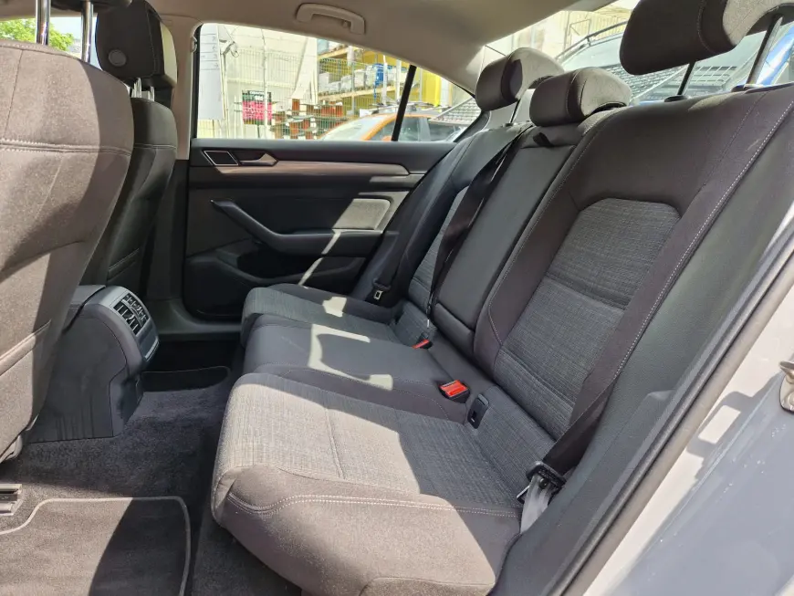 VOLKSWAGEN PASSAT 2.0 TDI 150CP DSG COMFORTLINE 2022