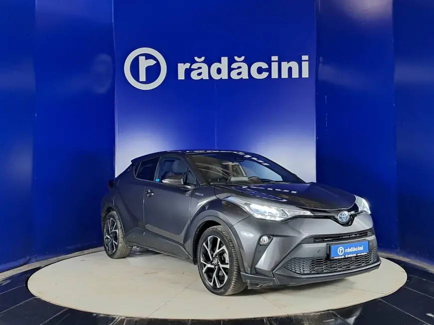Toyota C-HR SUV 2021
