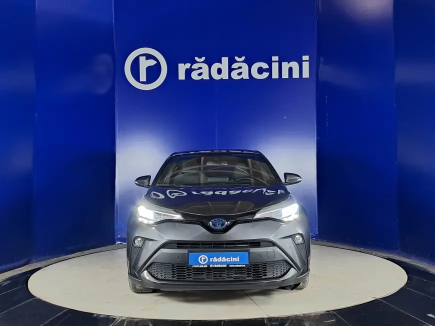 Toyota C-HR SUV 2021