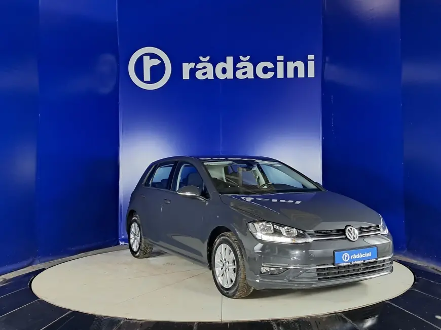 Volkswagen GOLF Hatchback 2019