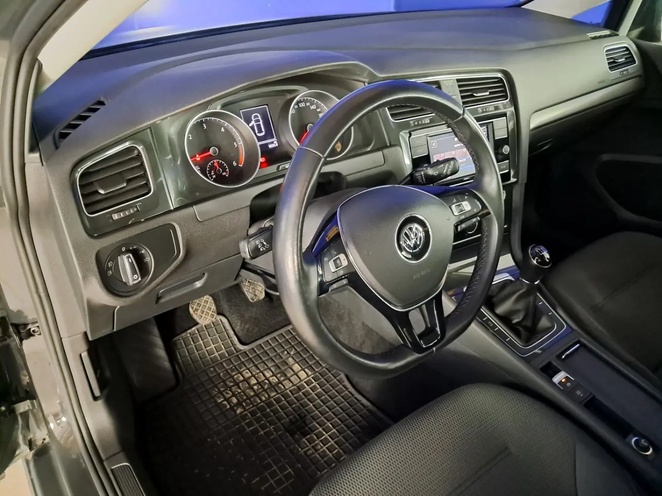 Volkswagen GOLF Hatchback 2019