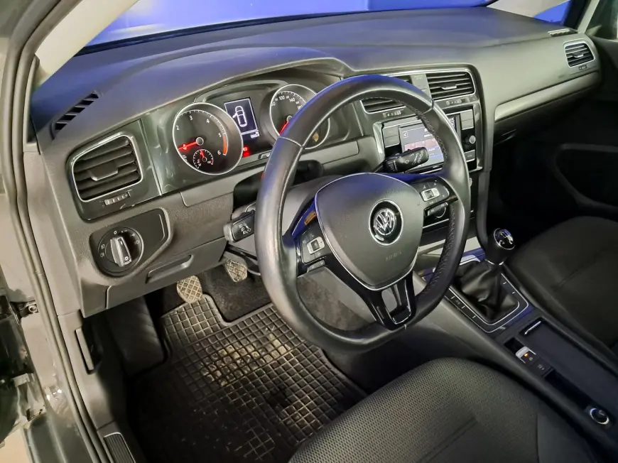 Volkswagen GOLF Hatchback 2019