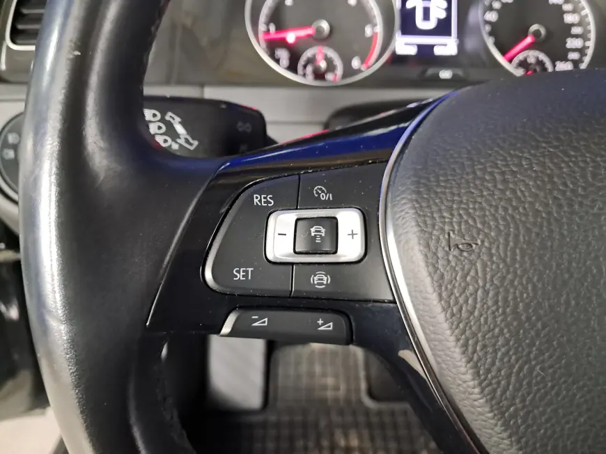 Volkswagen GOLF Hatchback 2019