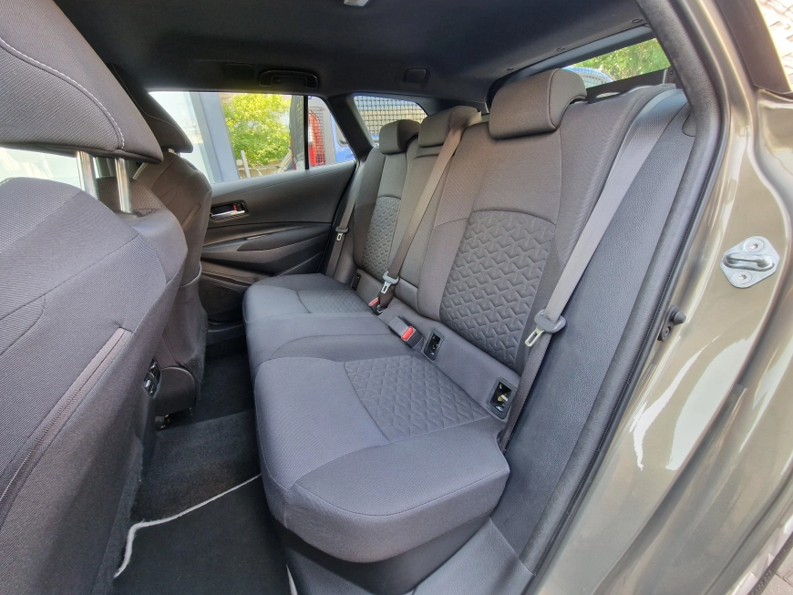 TOYOTA COROLLA 1.8 Hybrid Touring Sports Automatic122 cp 2022