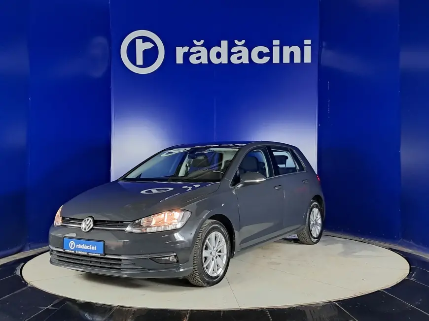 Volkswagen GOLF Hatchback 2019
