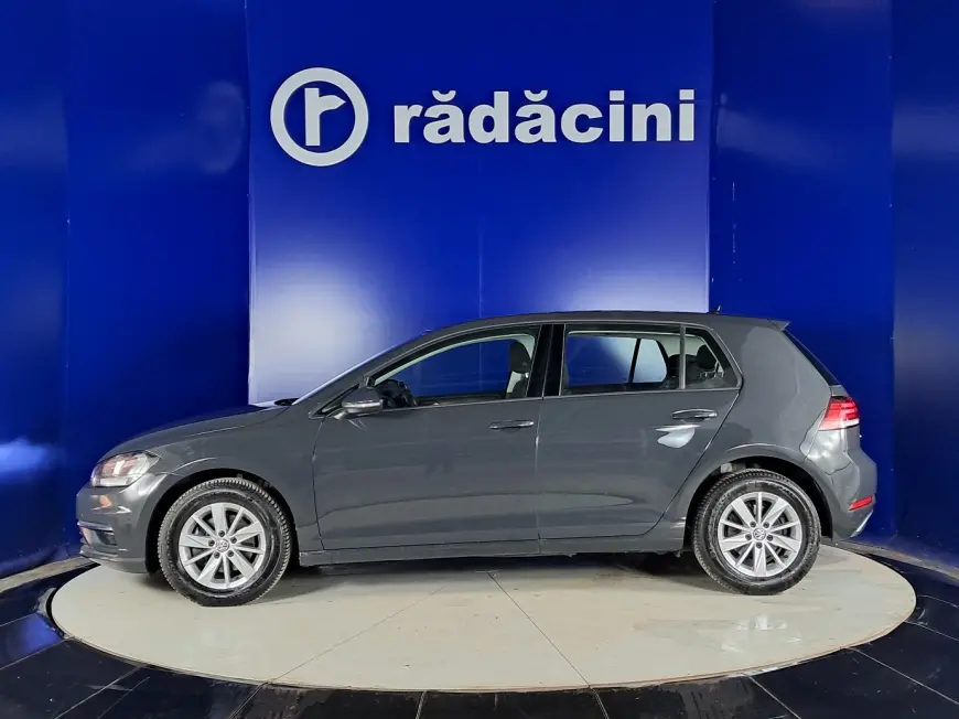 Volkswagen GOLF Hatchback 2019