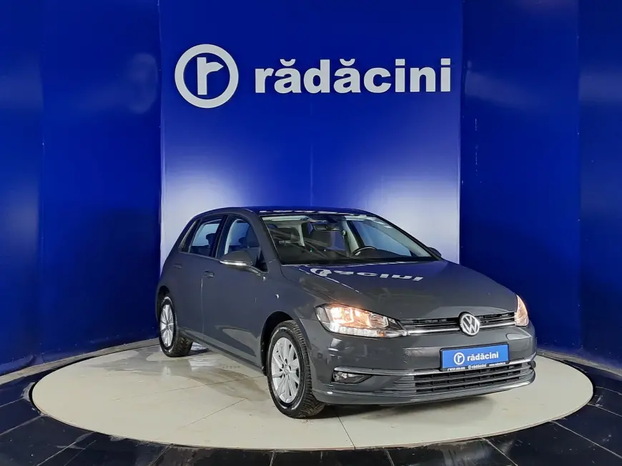 Volkswagen GOLF Hatchback 2019